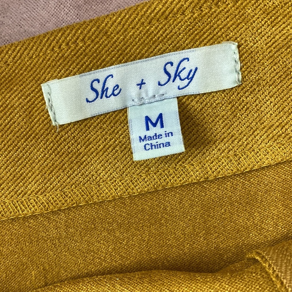Mini skirt - Picture 4 of 7